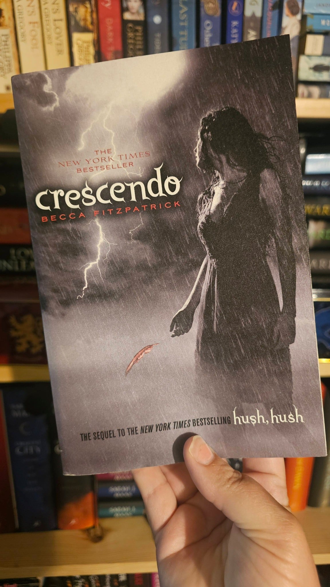 Crescendo by Becca Fitzpatrick (Hush, Hush, Book 2)