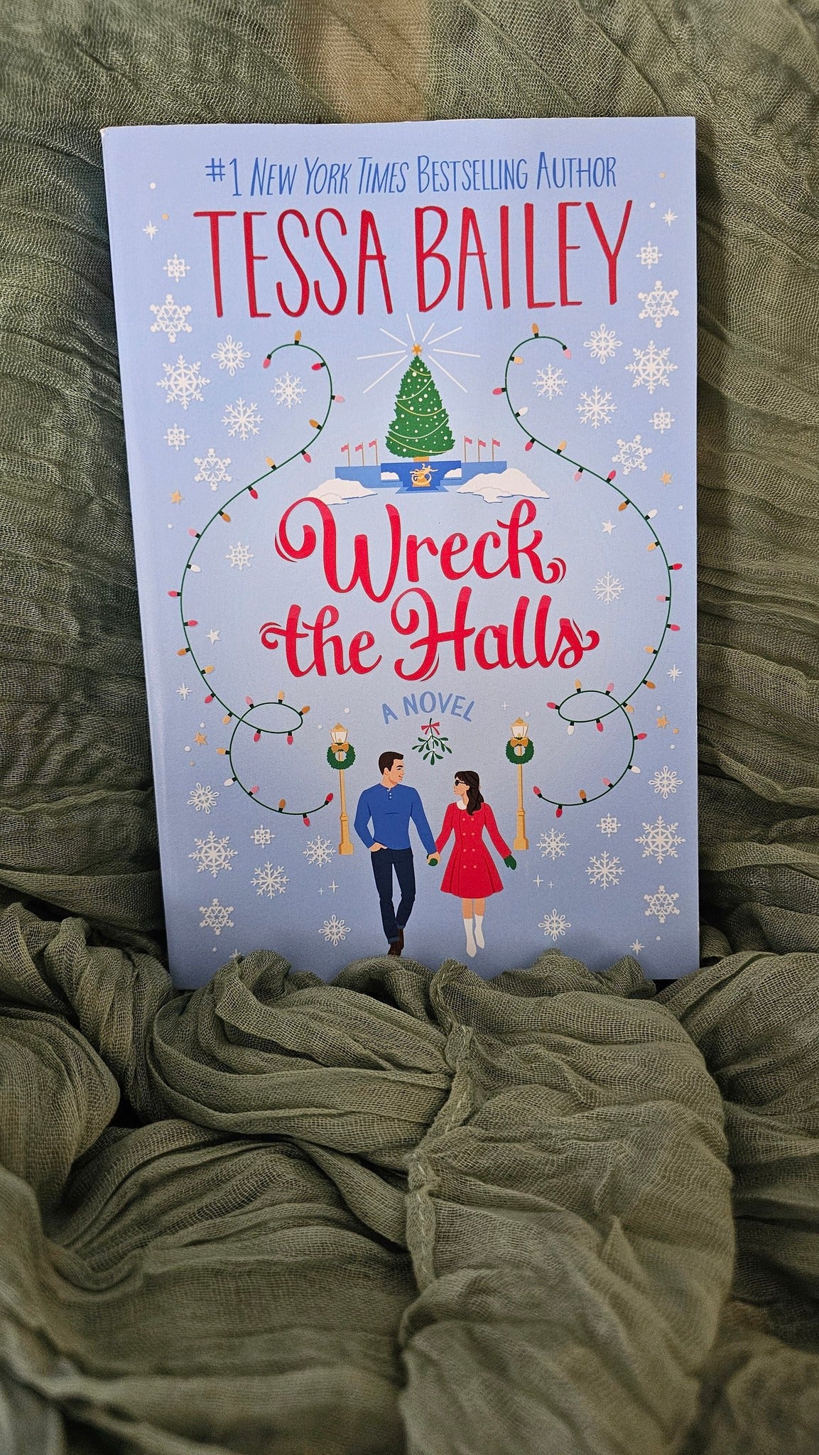 Wreck the Halls by Tessa Bailey