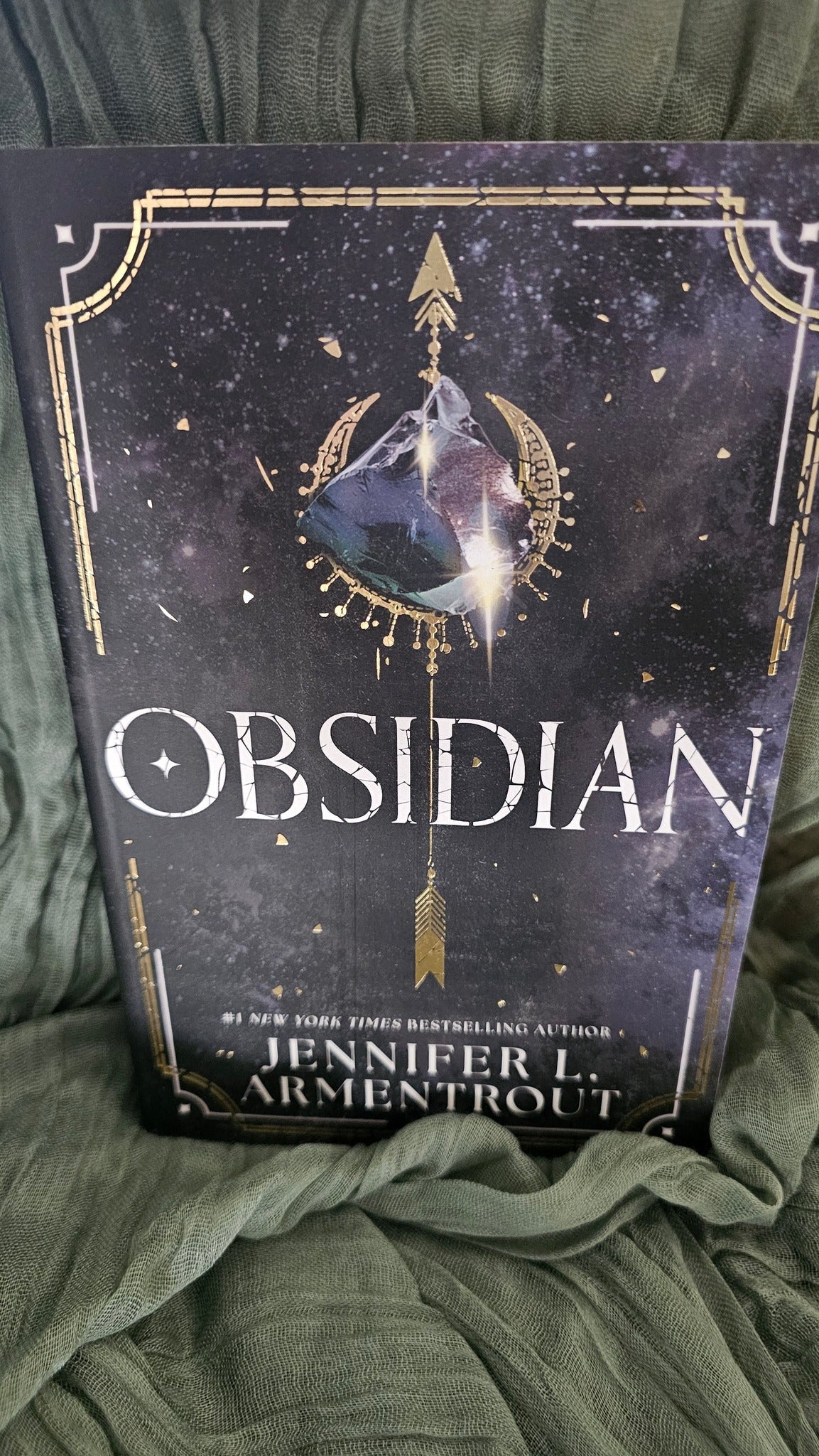 Obsidian by Jennifer L. Armentrout (Lux Series, Book #1)